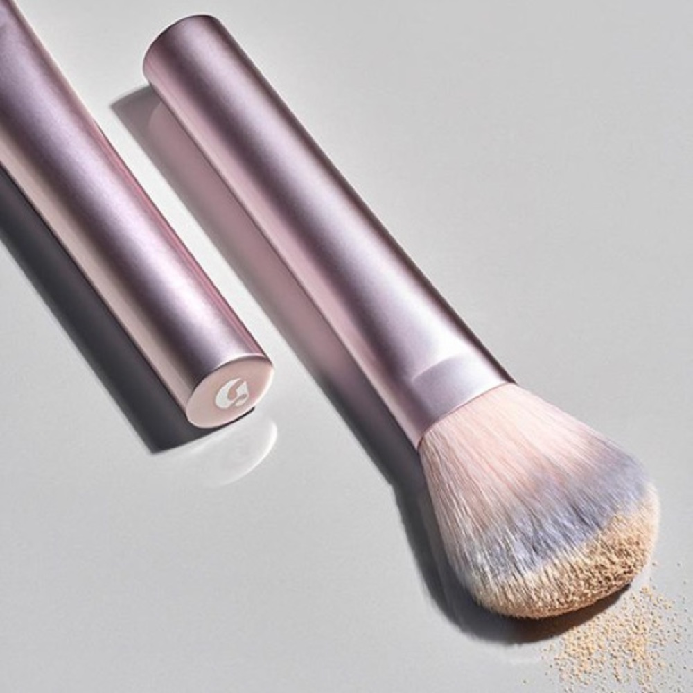 Glossier Wonder Brush